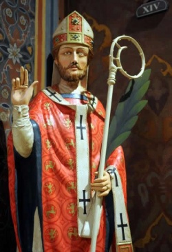 Statua del santo nella omonima Chiesa di Perugia